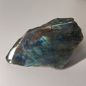 Medium Labradorite